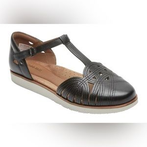 Cobb Hill Laci fisherman black sandal size 7.5